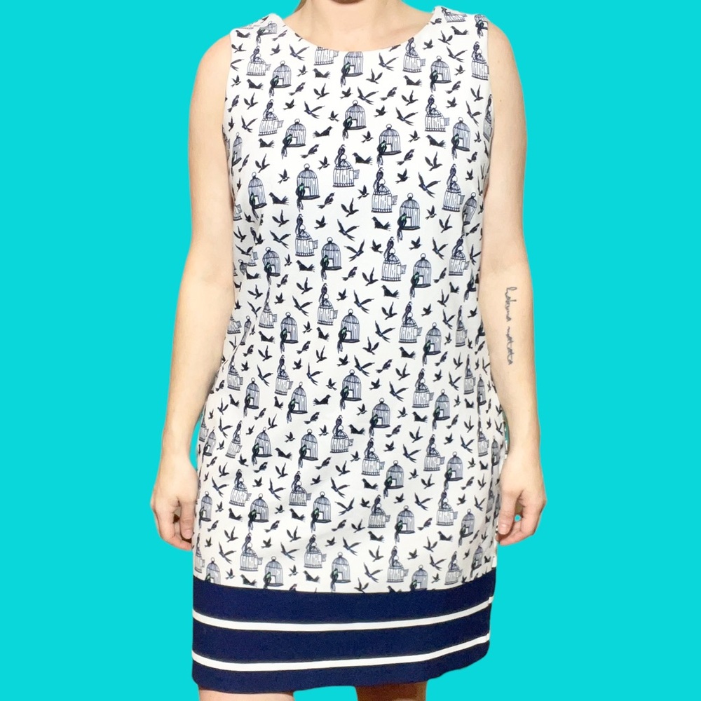 Gabby Skye Patterned Bird Cage Dress. - Picture 2 of 5